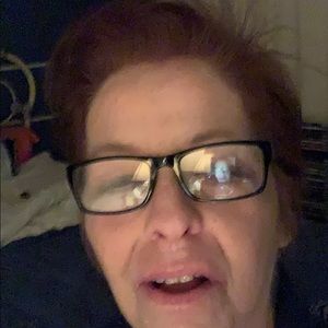 Meet your Posher, Della